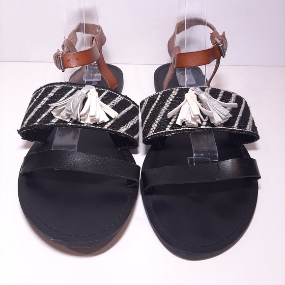 3/$20 OLD NAVY Woven Tribal Tasseled Faux Leather Sandals Flats Shoes Black - Picture 2 of 11